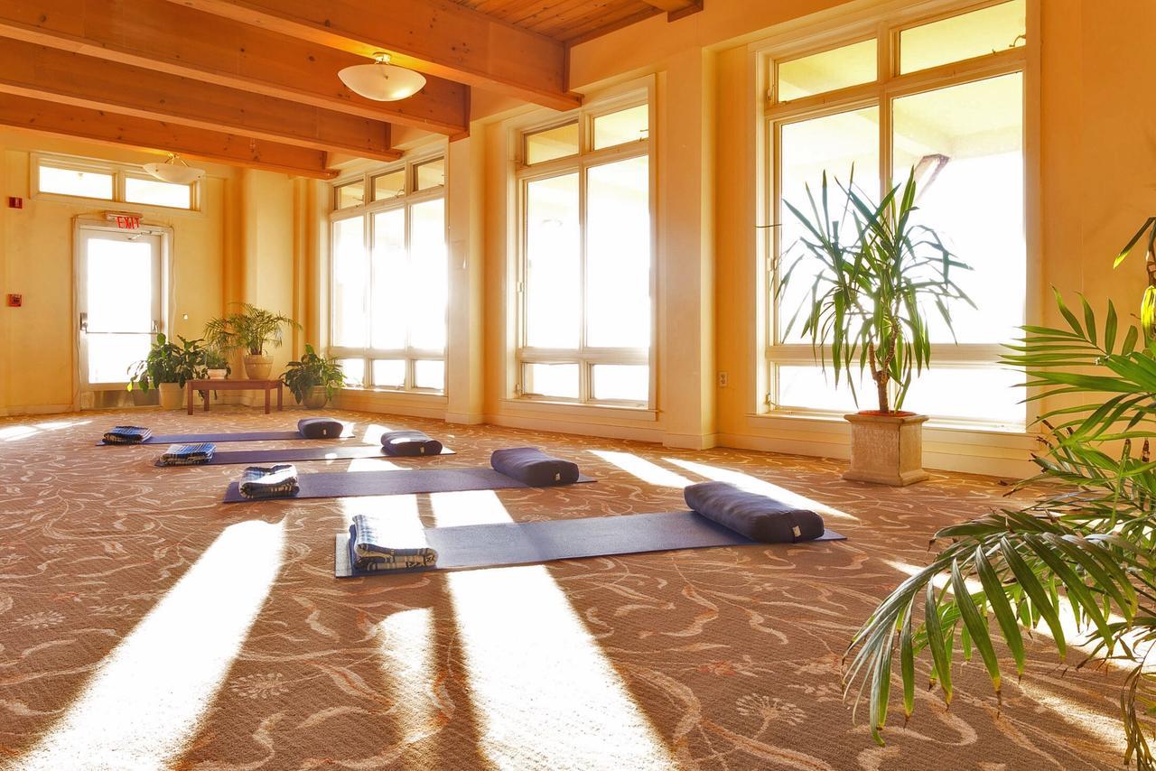 Art Of Living Retreat Center Hotel Bamboo Exterior foto